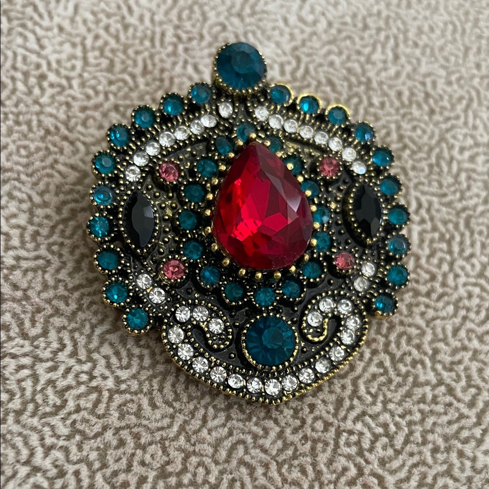 Elegant Multicolor Brooch